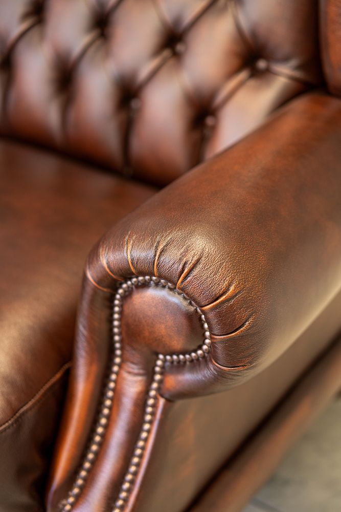 Classic Deluxe chesterfield kanapé karfa